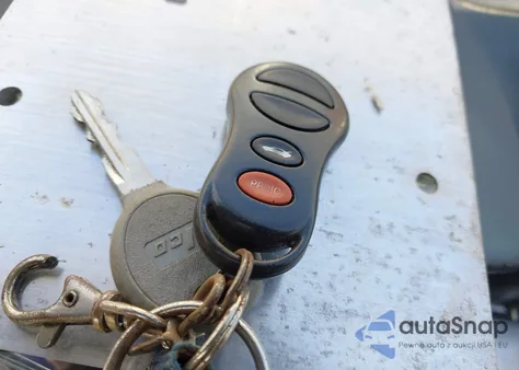 2003 Jeep Liberty Limited Edition from USA, damaged, VIN 1J4GK58K83W600983